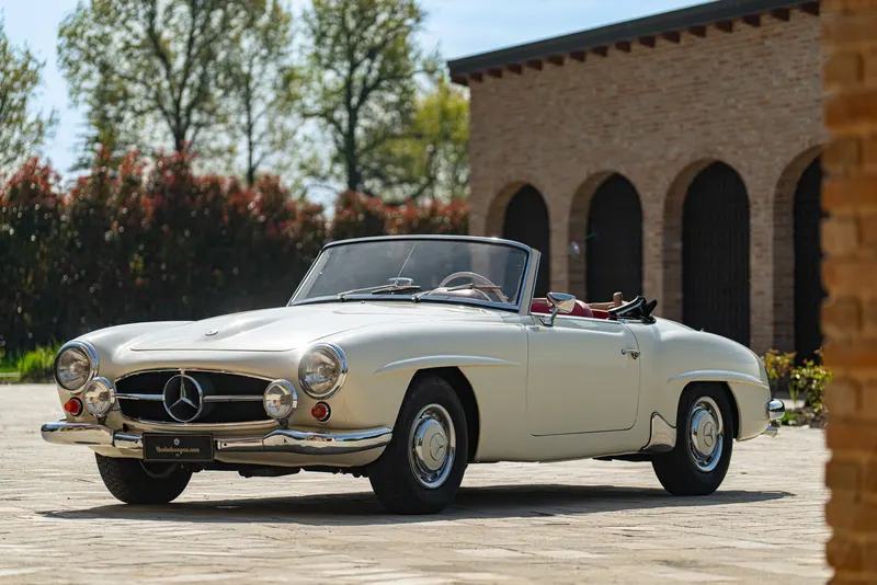 Mercedes-Benz 190 SL 11
