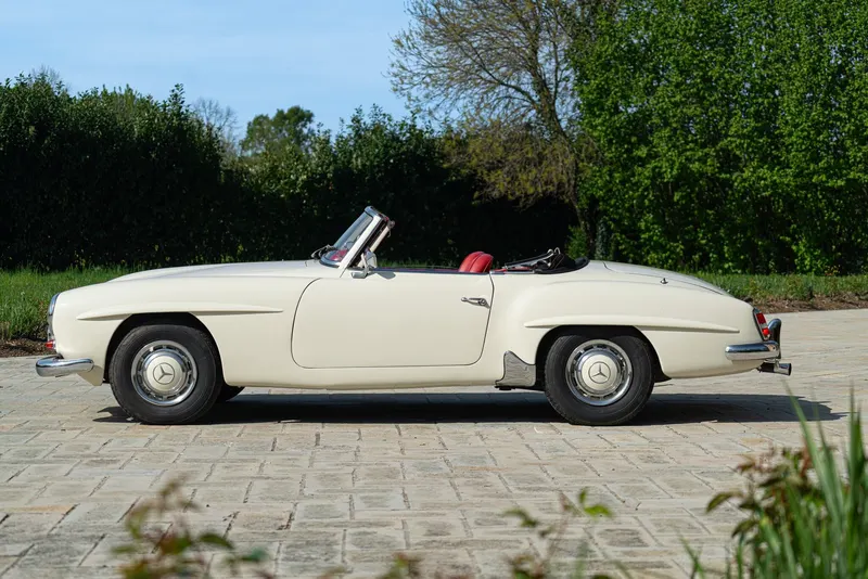 Mercedes-Benz 190 SL 6