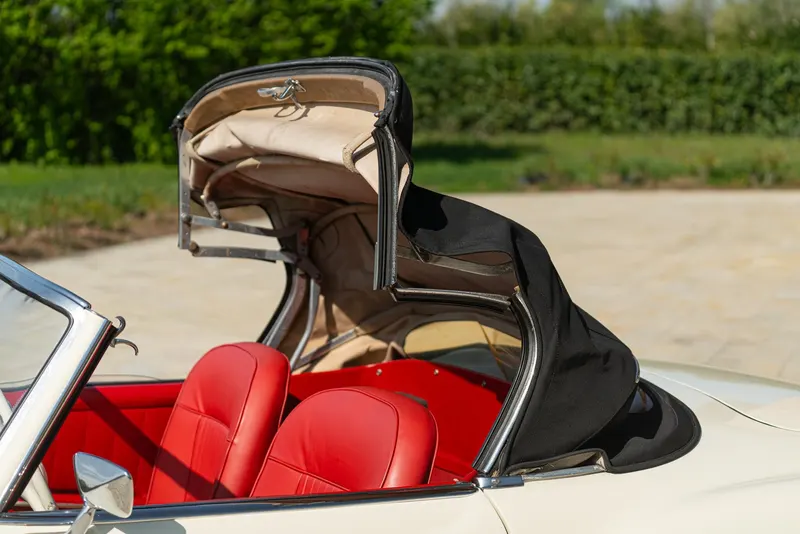 Mercedes-Benz 190 SL 22