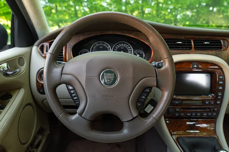Jaguar X-TYPE 2.5 V6 41