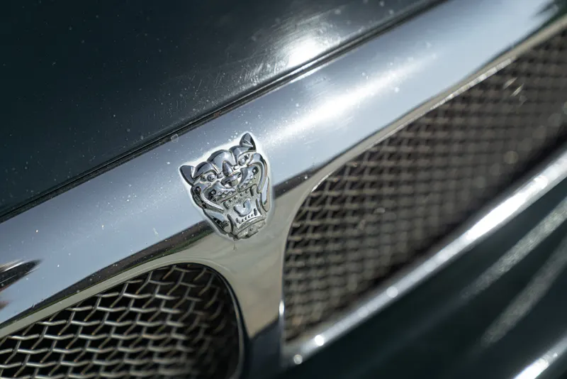 Jaguar X-TYPE 2.5 V6 17