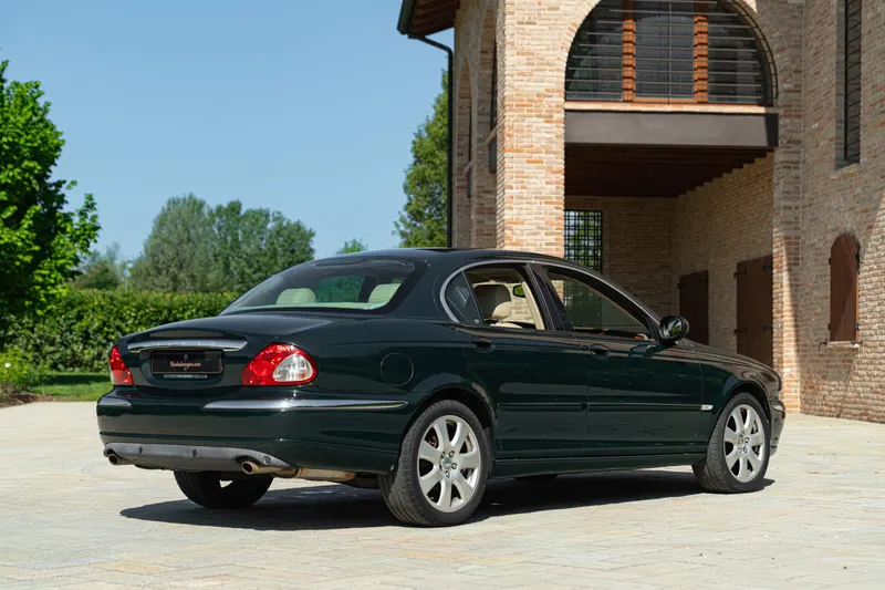 Jaguar X-TYPE 2.5 V6 6