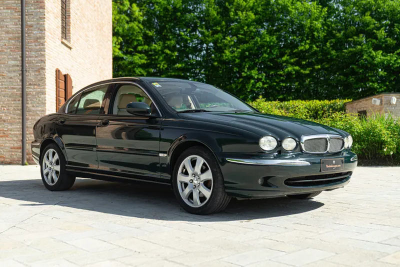 Jaguar X-TYPE 2.5 V6 2