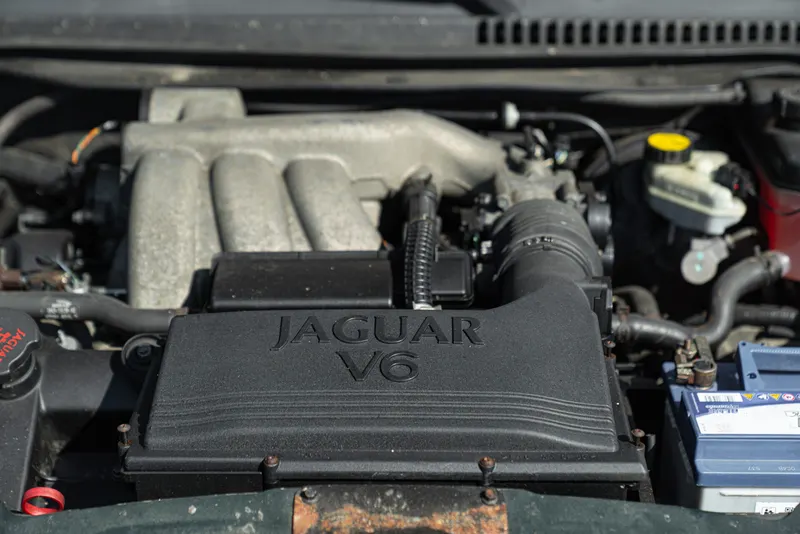 Jaguar X-TYPE 2.5 V6 53