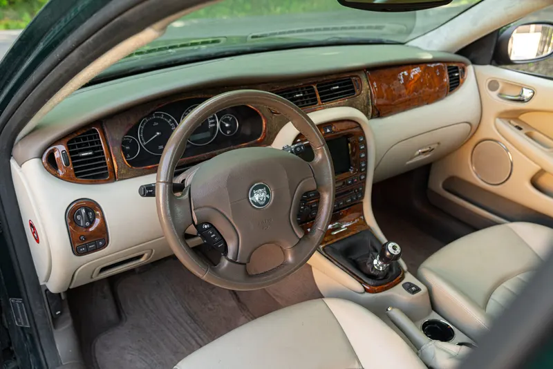 Jaguar X-TYPE 2.5 V6 29