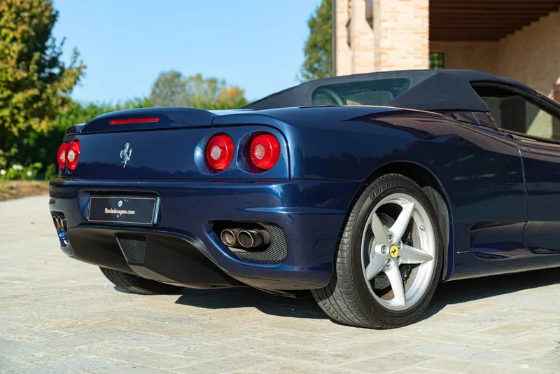 Ferrari 360 SPIDER MANUALE 16