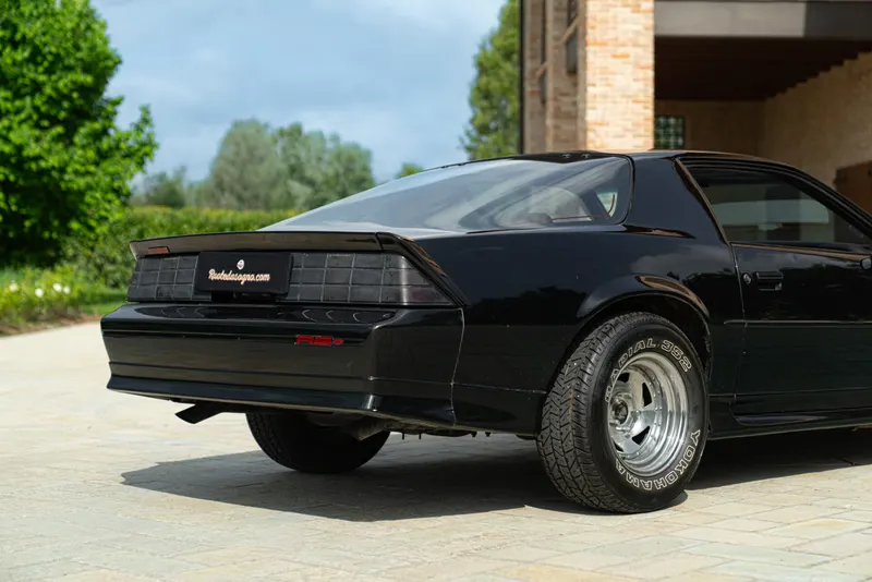 Chevrolet CAMARO III Z28 RS 5.0 V8 13
