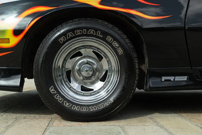 Chevrolet CAMARO III Z28 RS 5.0 V8 16