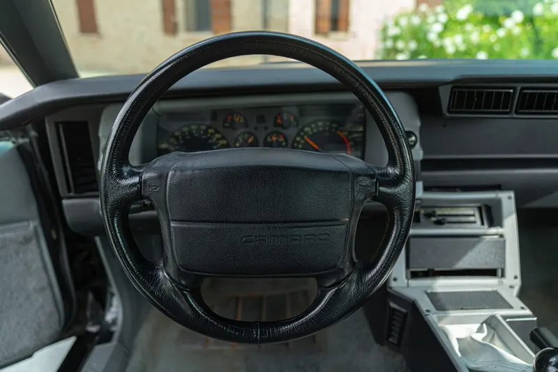 Chevrolet CAMARO III Z28 RS 5.0 V8 45