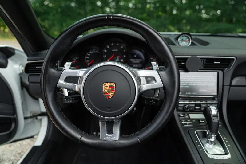 Porsche 991 (911) CARRERA GTS CABRIOLET 65