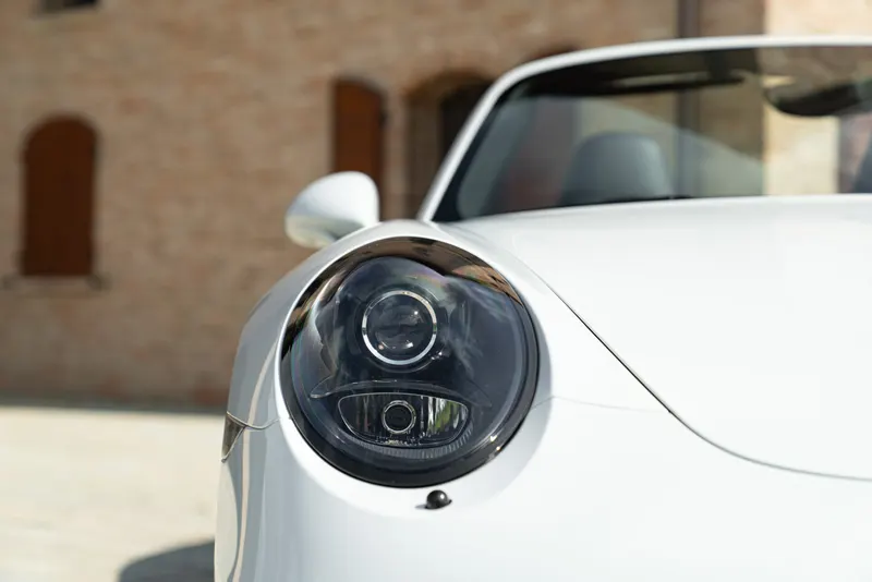 Porsche 991 (911) CARRERA GTS CABRIOLET 21