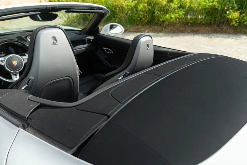 Porsche 991 (911) CARRERA GTS CABRIOLET 27