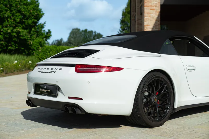 Porsche 991 (911) CARRERA GTS CABRIOLET 20
