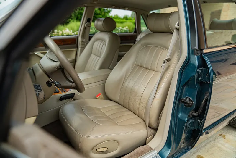 Jaguar XJ6 3.2 MANUALE 26