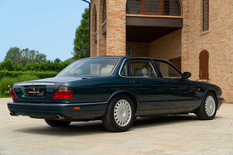 Jaguar XJ6 3.2 MANUALE 5