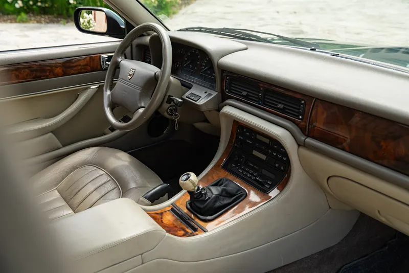 Jaguar XJ6 3.2 MANUALE 21