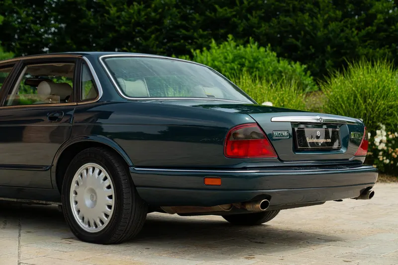 Jaguar XJ6 3.2 MANUALE 10