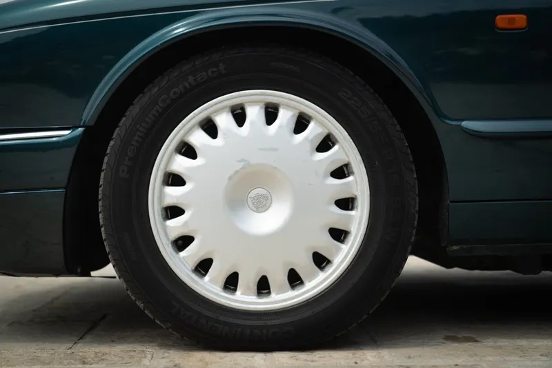 Jaguar XJ6 3.2 MANUALE 14