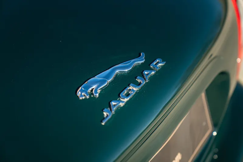 Jaguar XK8 COUPE GENTLEMEN SPEC 13