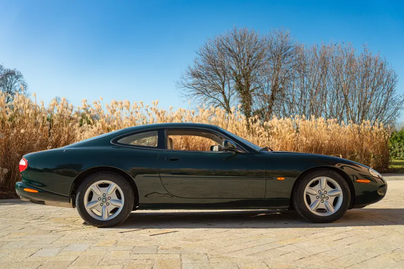 Jaguar XK8 COUPE GENTLEMEN SPEC 5