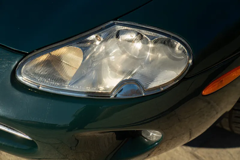 Jaguar XK8 COUPE GENTLEMEN SPEC 19