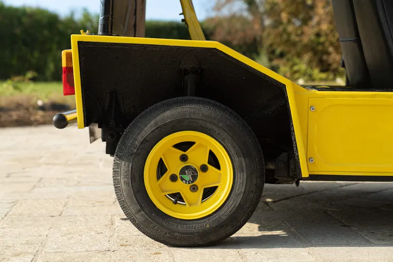 MINI MOKE 10