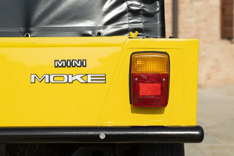MINI MOKE 26