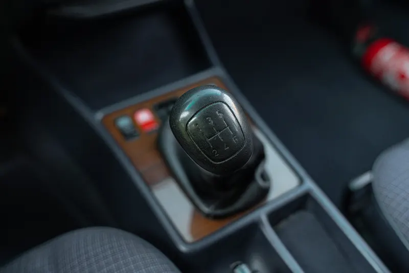 Mercedes-Benz 190 E 29