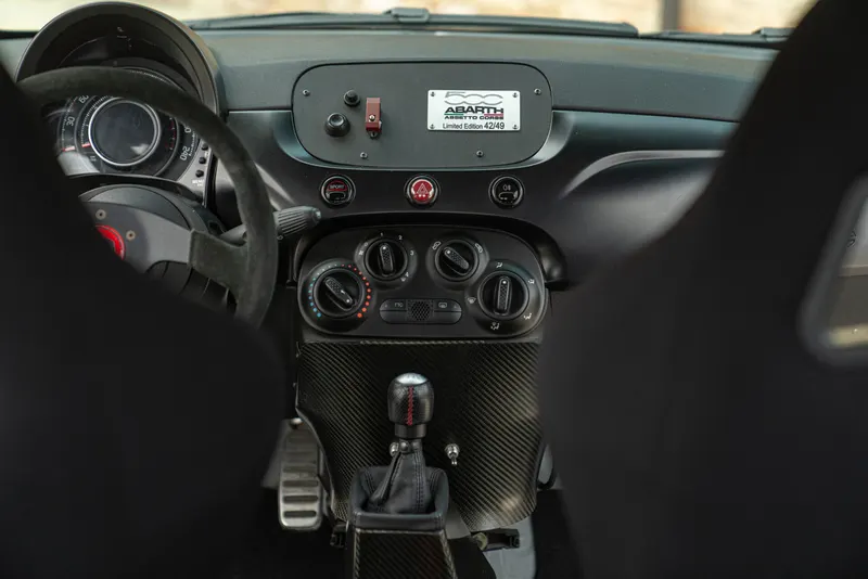 Abarth 500 Assetto Corse 42/49 Stradale 47