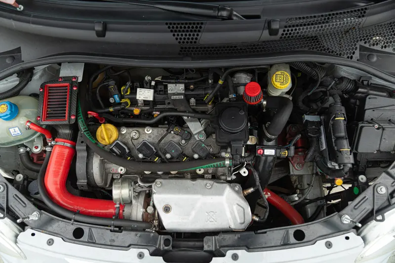 Abarth 500 Assetto Corse 42/49 Stradale 76