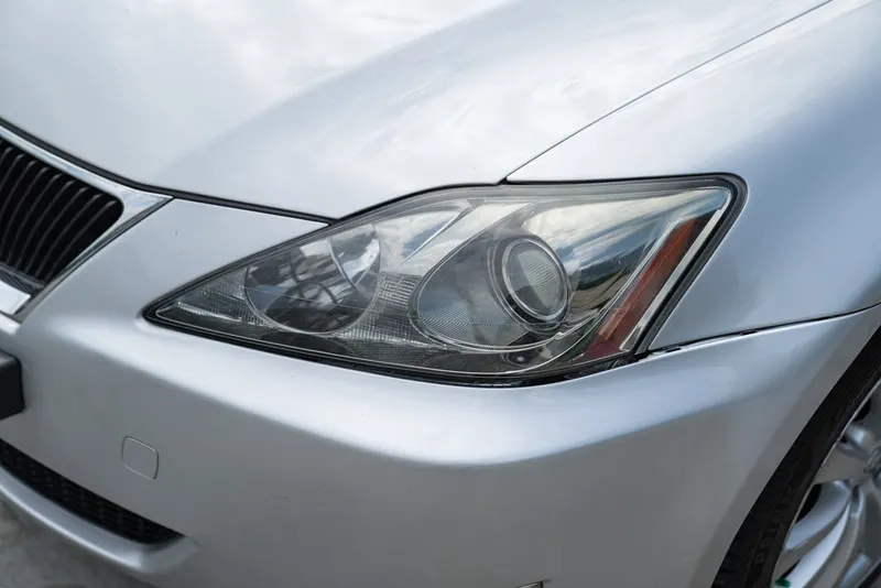 Lexus IS 220 D 12