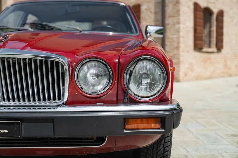 Jaguar XJ6 4.2 MANUALE 14