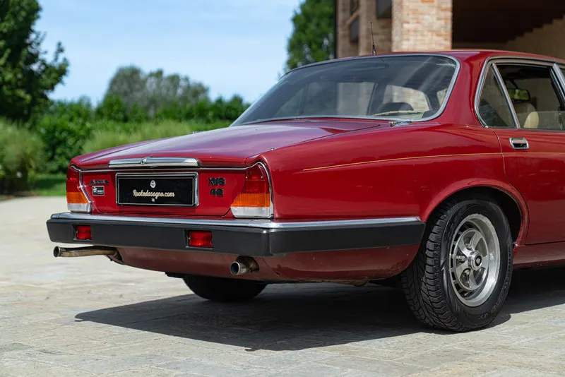 Jaguar XJ6 4.2 MANUALE 18