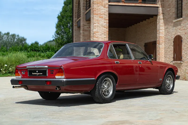 Jaguar XJ6 4.2 MANUALE 6