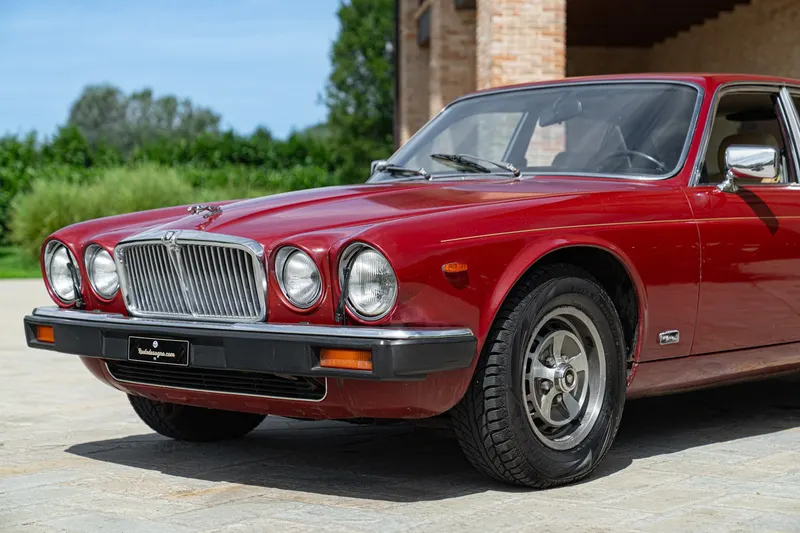 Jaguar XJ6 4.2 MANUALE 16