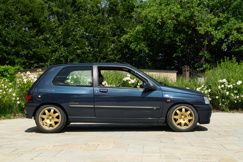 Renault CLIO&nbsp;WILLIAMS 2.0 16V 5