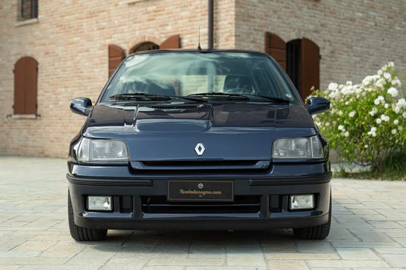 Renault CLIO&nbsp;WILLIAMS 2.0 16V 3
