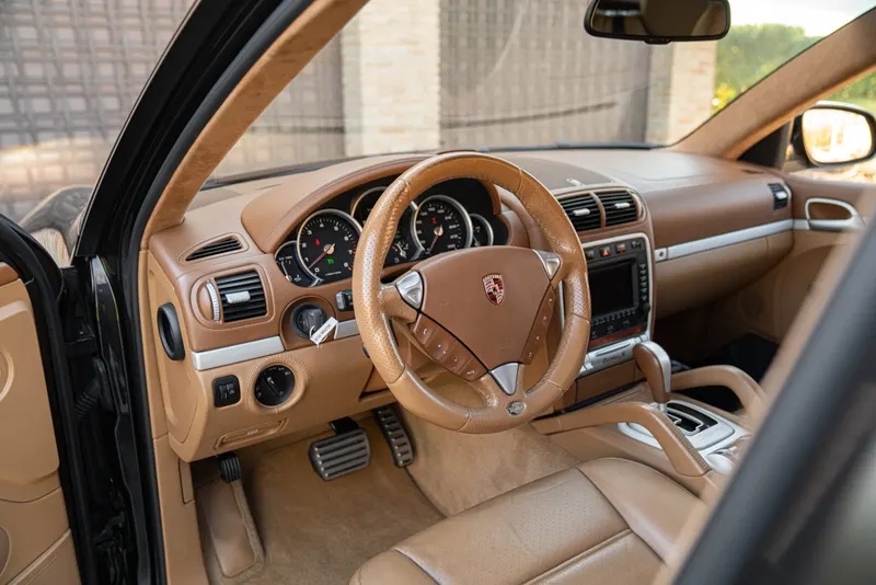 Porsche CAYENNE TURBO S 37
