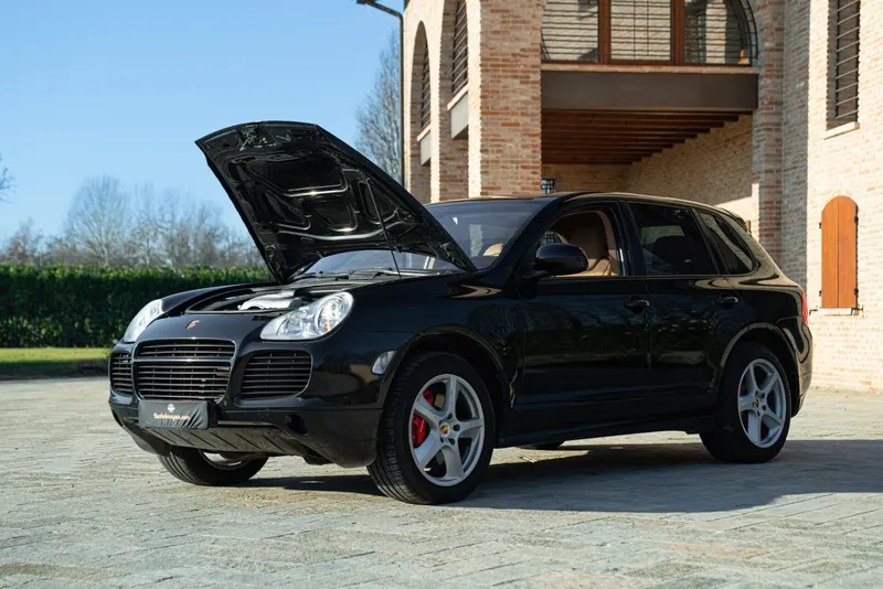 Porsche CAYENNE TURBO S 62
