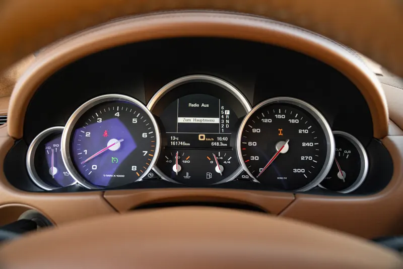 Porsche CAYENNE TURBO S 59