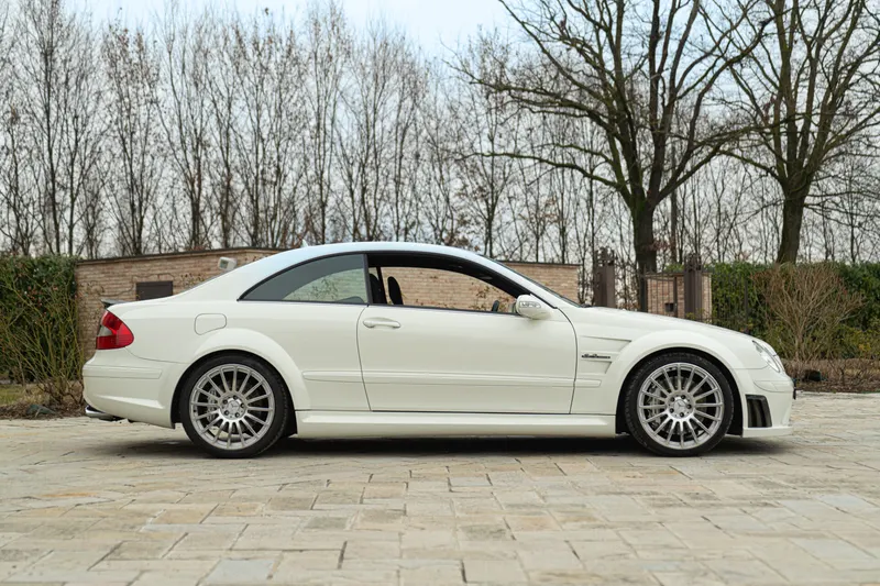 Mercedes-Benz CLK 63 AMG BLACK SERIES 4
