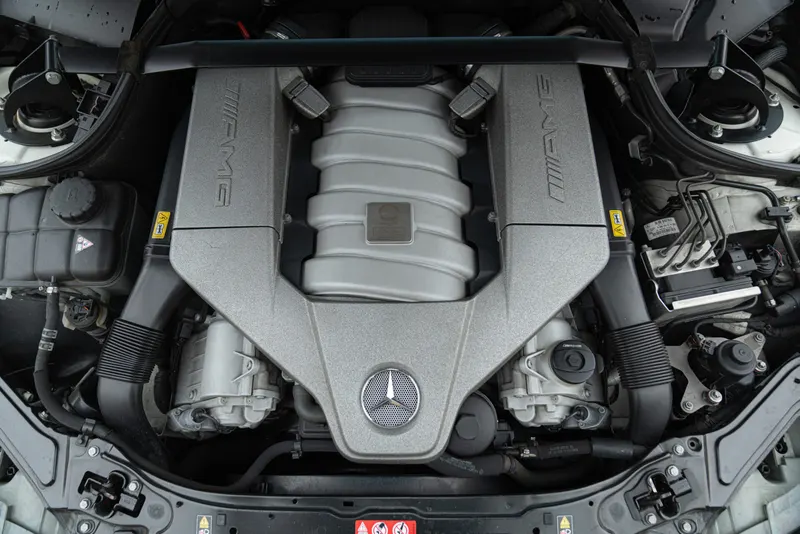 Mercedes-Benz CLK 63 AMG BLACK SERIES 64