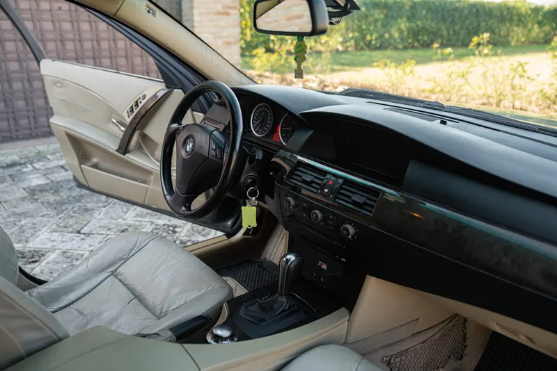 BMW 530 D TOURING 20