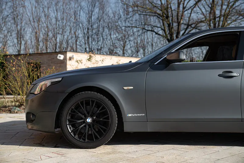 BMW 530 D TOURING 16
