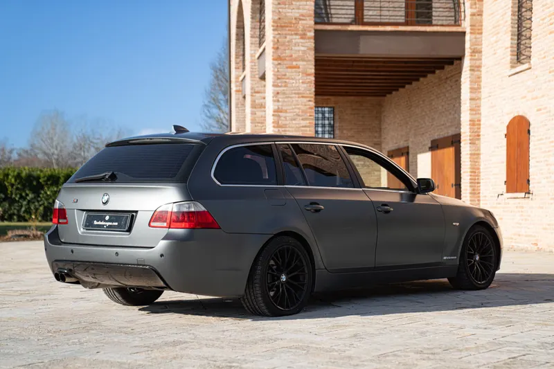 BMW 530 D TOURING 6