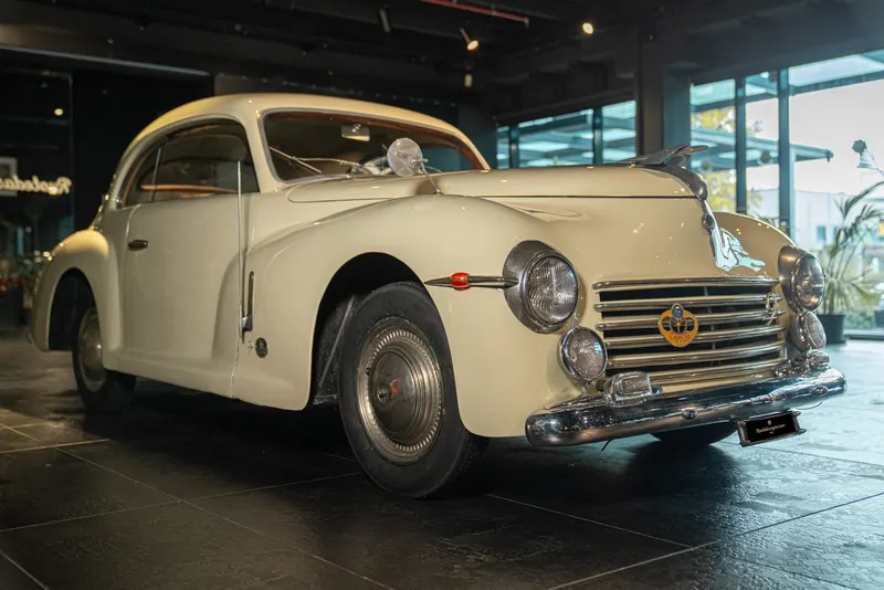 Fiat 1100 BERLINETTA GHIA 2
