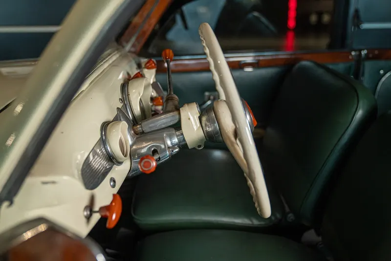 Fiat 1100 BERLINETTA GHIA 43