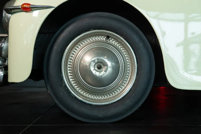 Fiat 1100 BERLINETTA GHIA 17