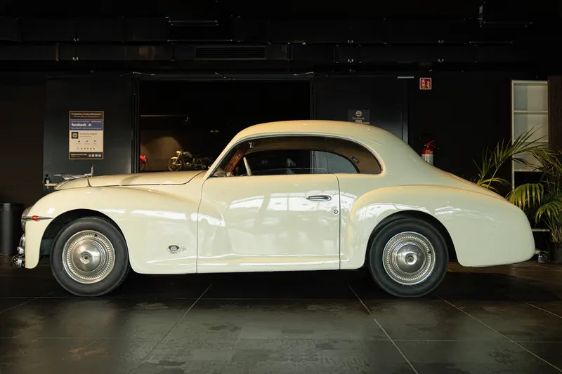 Fiat 1100 BERLINETTA GHIA 4
