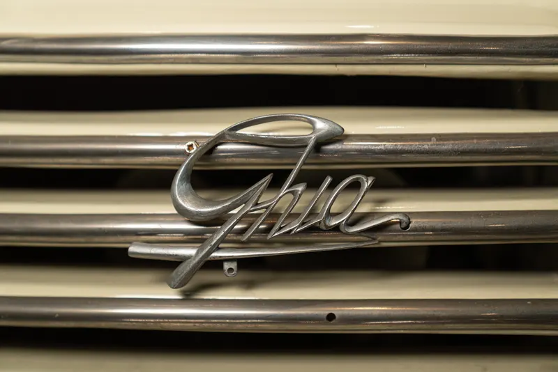 Fiat 1100 BERLINETTA GHIA 26